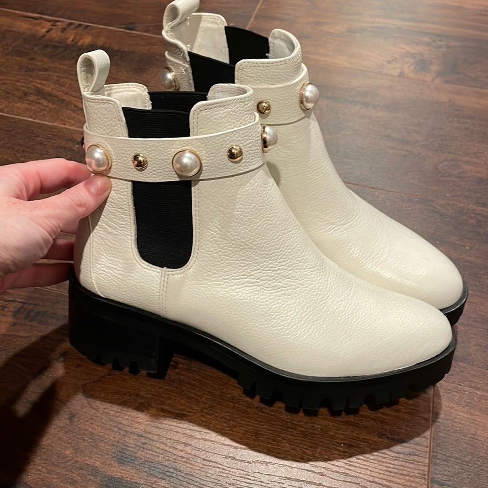 Karl Lagerfeld Neutral Booties